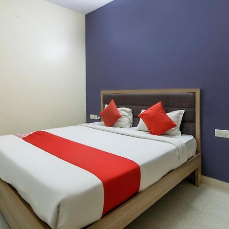 Hotel O Golden Inn Near Cubbon Park Bangalore Exterior photo