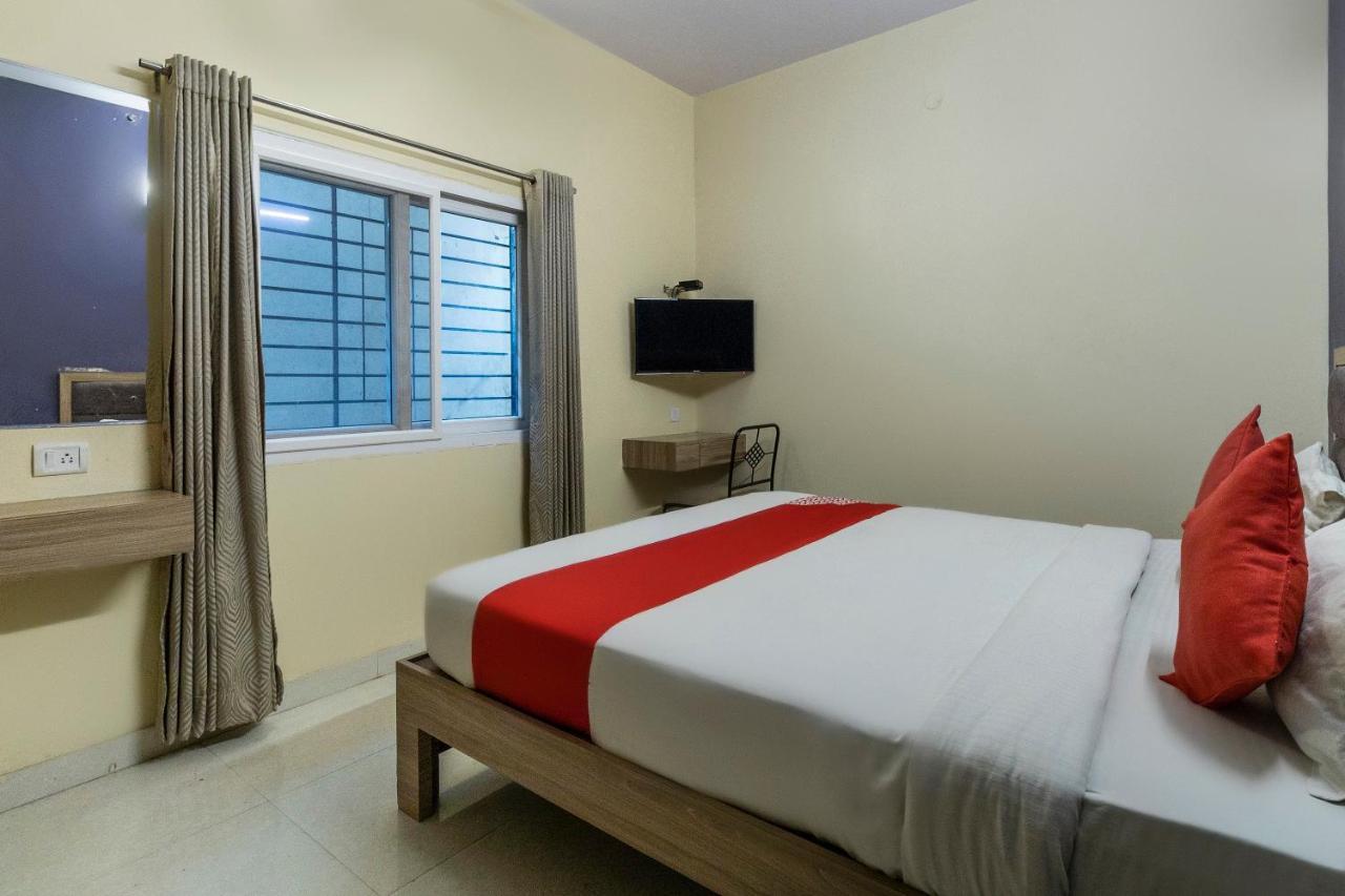 Hotel O Golden Inn Near Cubbon Park Bangalore Exterior photo